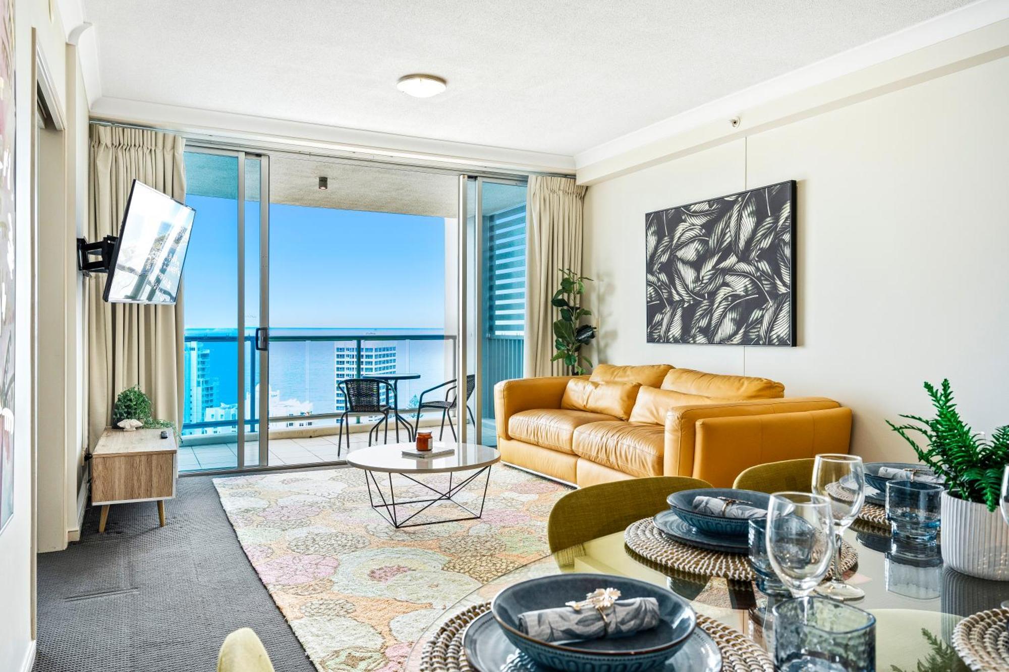 Chevron Renaissance Surfers Paradise Mid Week Madness Deal - Q